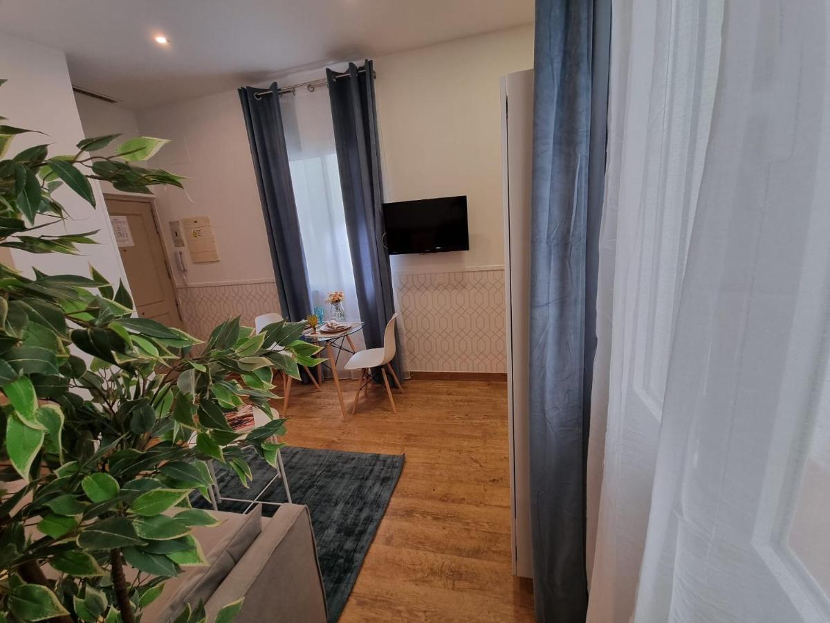 Apartamentos San Andres Madrid Bagian luar foto