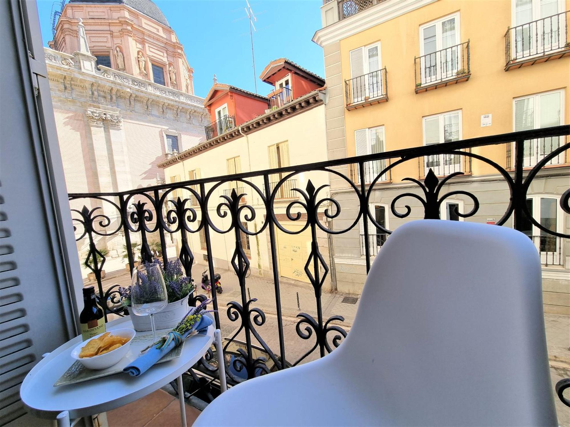 Apartamentos San Andres Madrid Bagian luar foto